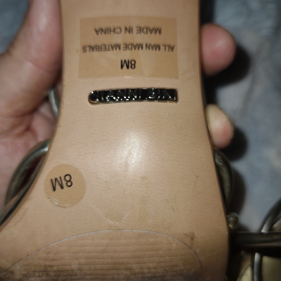 Gold strappy heels - Picture 5 of 5